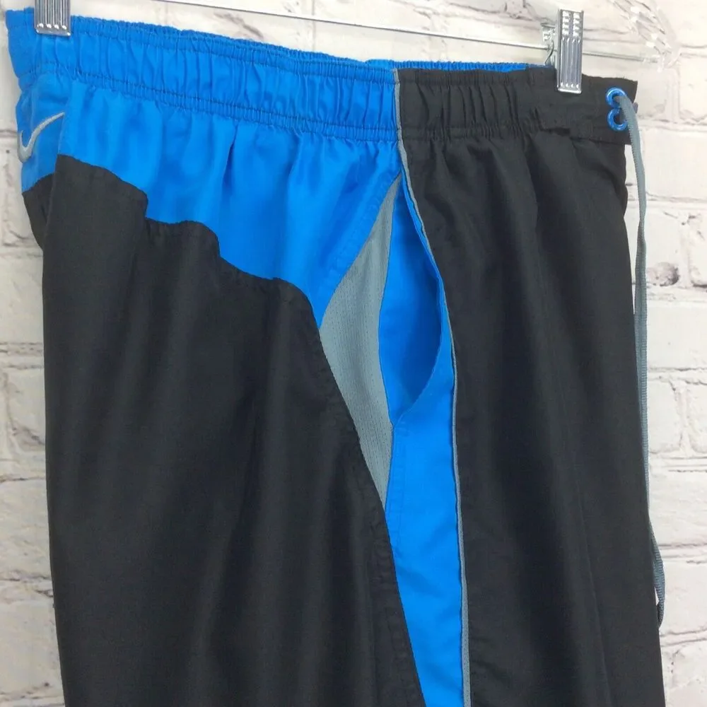 Nike Men’s Swim Trunks Size M Carolina Panthers Colors Athleisure Cruise Beach